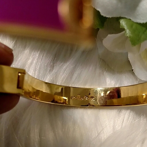 Stella and Dot Lindsay Enamel Goldtone Cuff Bangle Bracelet In Magenta OS - Picture 4 of 4